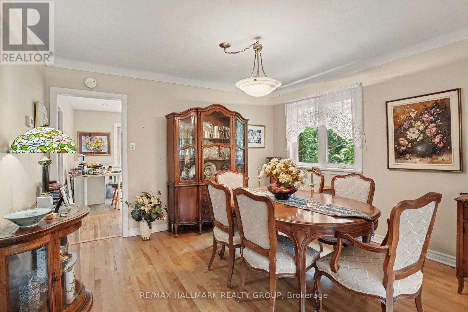 2 - 657 Golden Avenue Property Photo 7