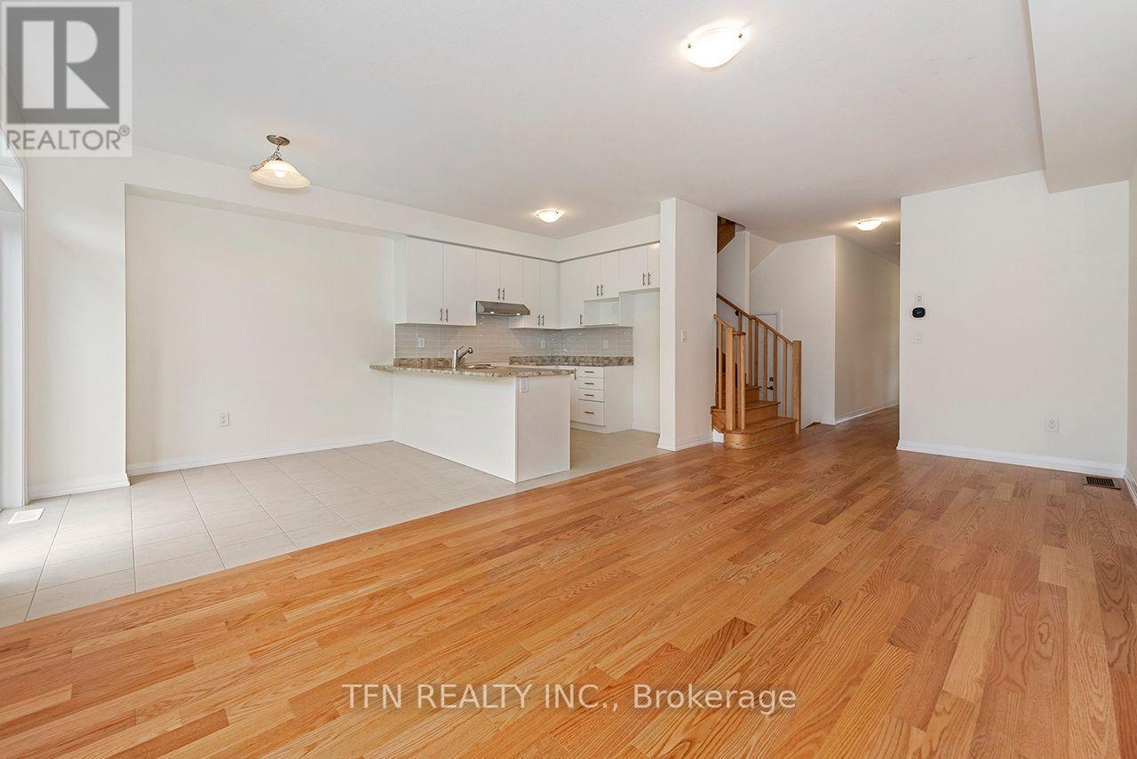 389 Starlight Avenue Property Photo 5