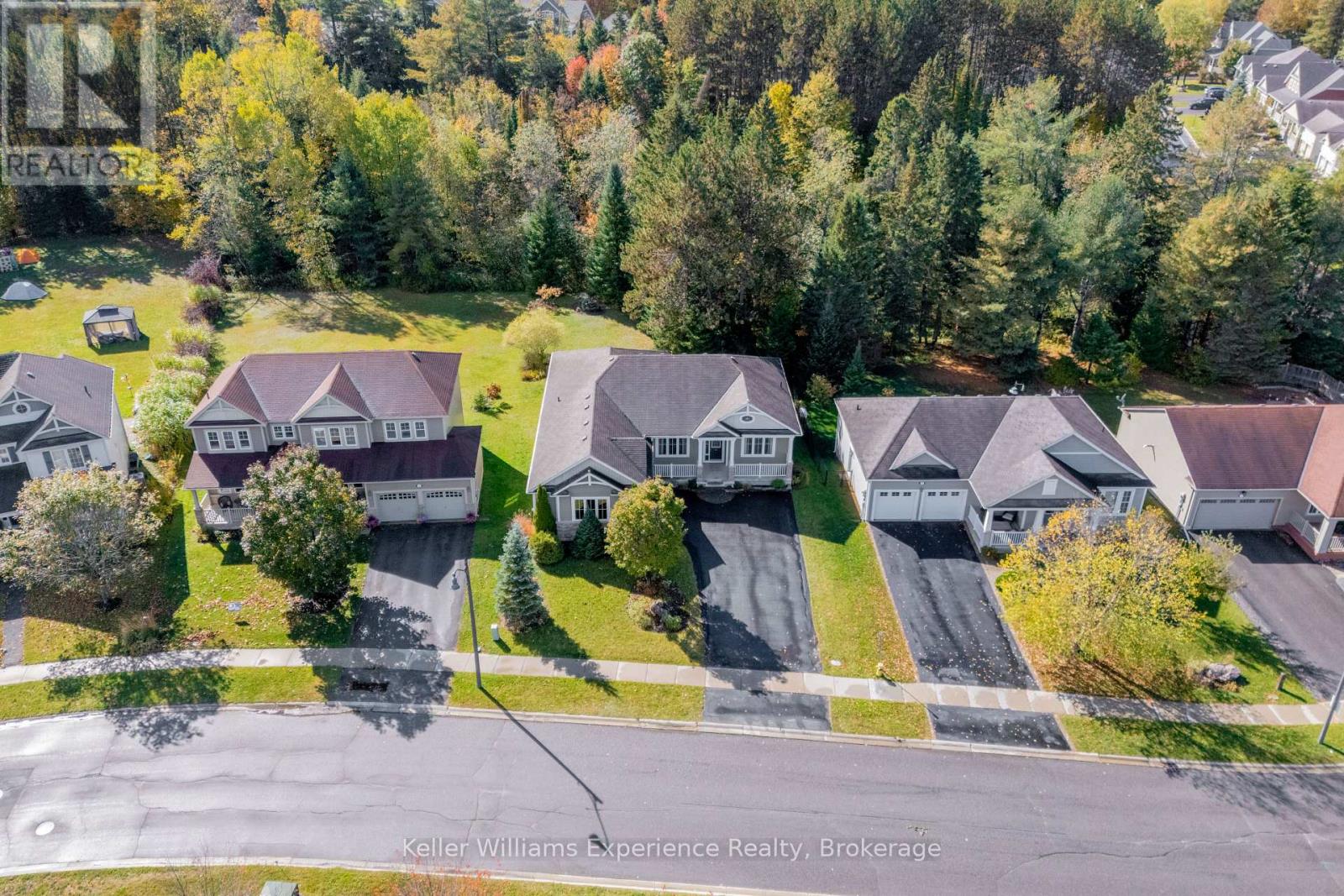 6 Pheasant Run Property Photo 2
