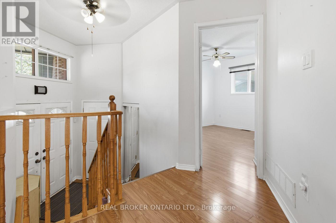 23 Madison Court W Property Photo 14
