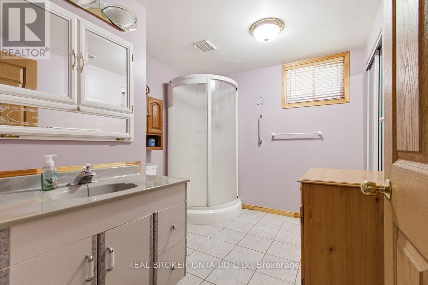 23 Madison Court W Property Photo 25