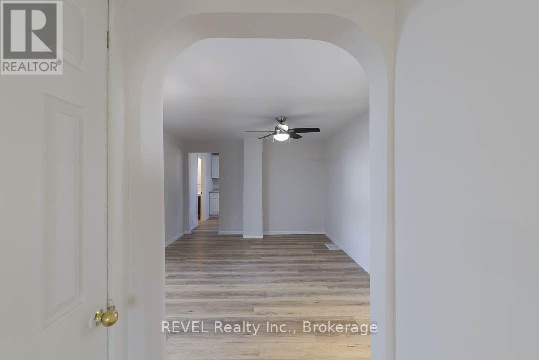 389 Glendale Avenue Property Photo 8