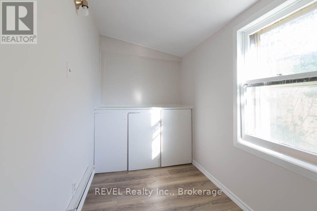389 Glendale Avenue Property Photo 11
