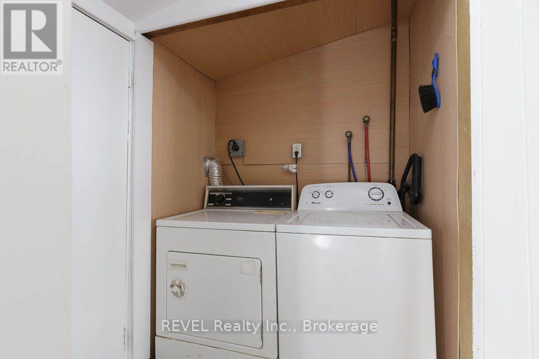 389 Glendale Avenue Property Photo 12