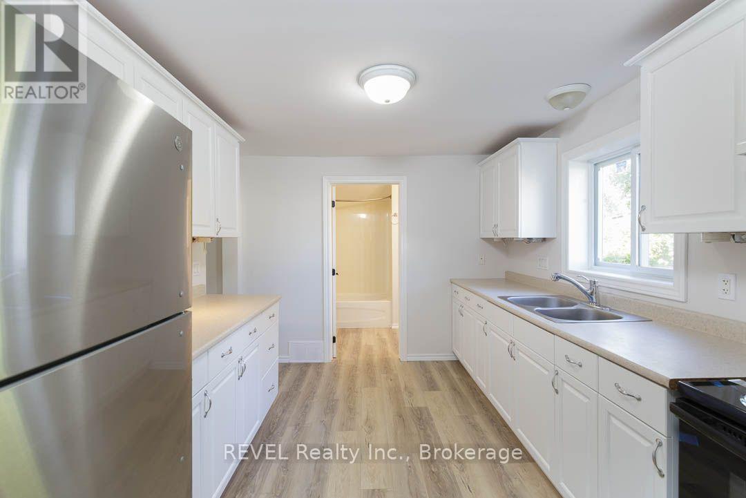 389 Glendale Avenue Property Photo 14