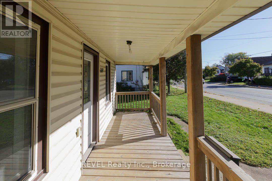 389 Glendale Avenue Property Photo 23