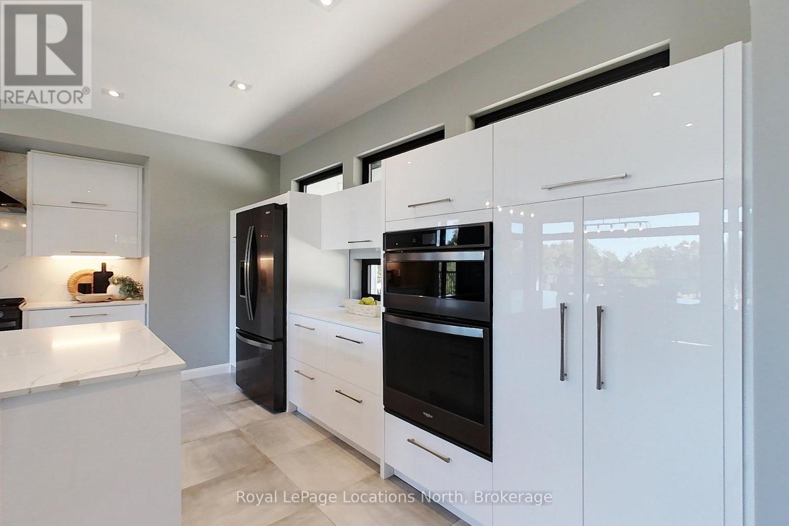 555130 Sixth Line Property Photo 10