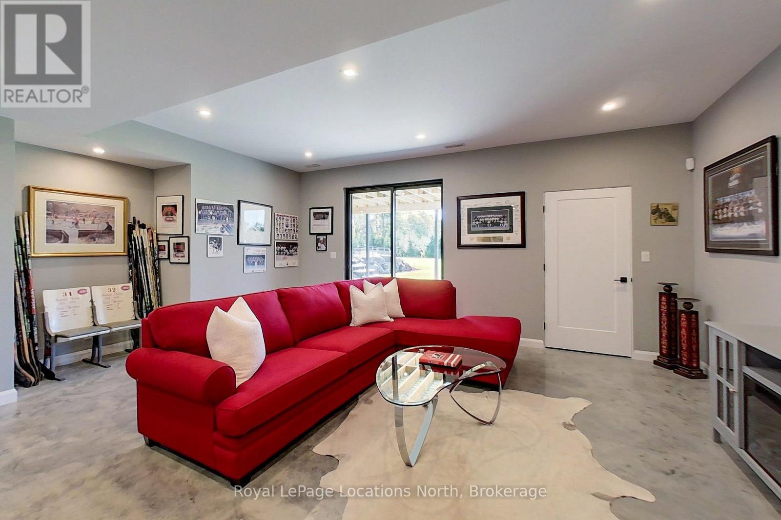 555130 Sixth Line Property Photo 28