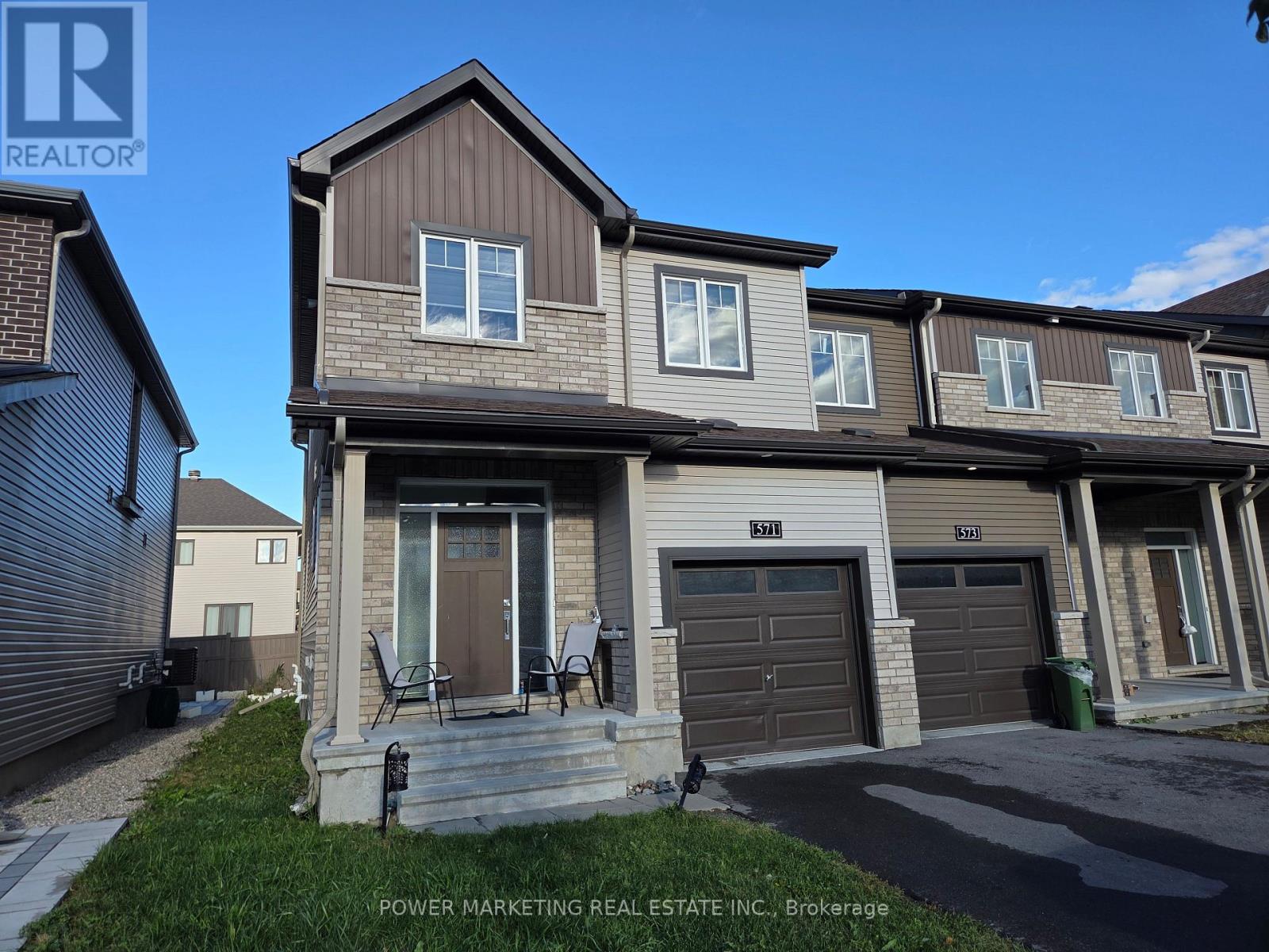 571 LILITH STREET Property Photo 1