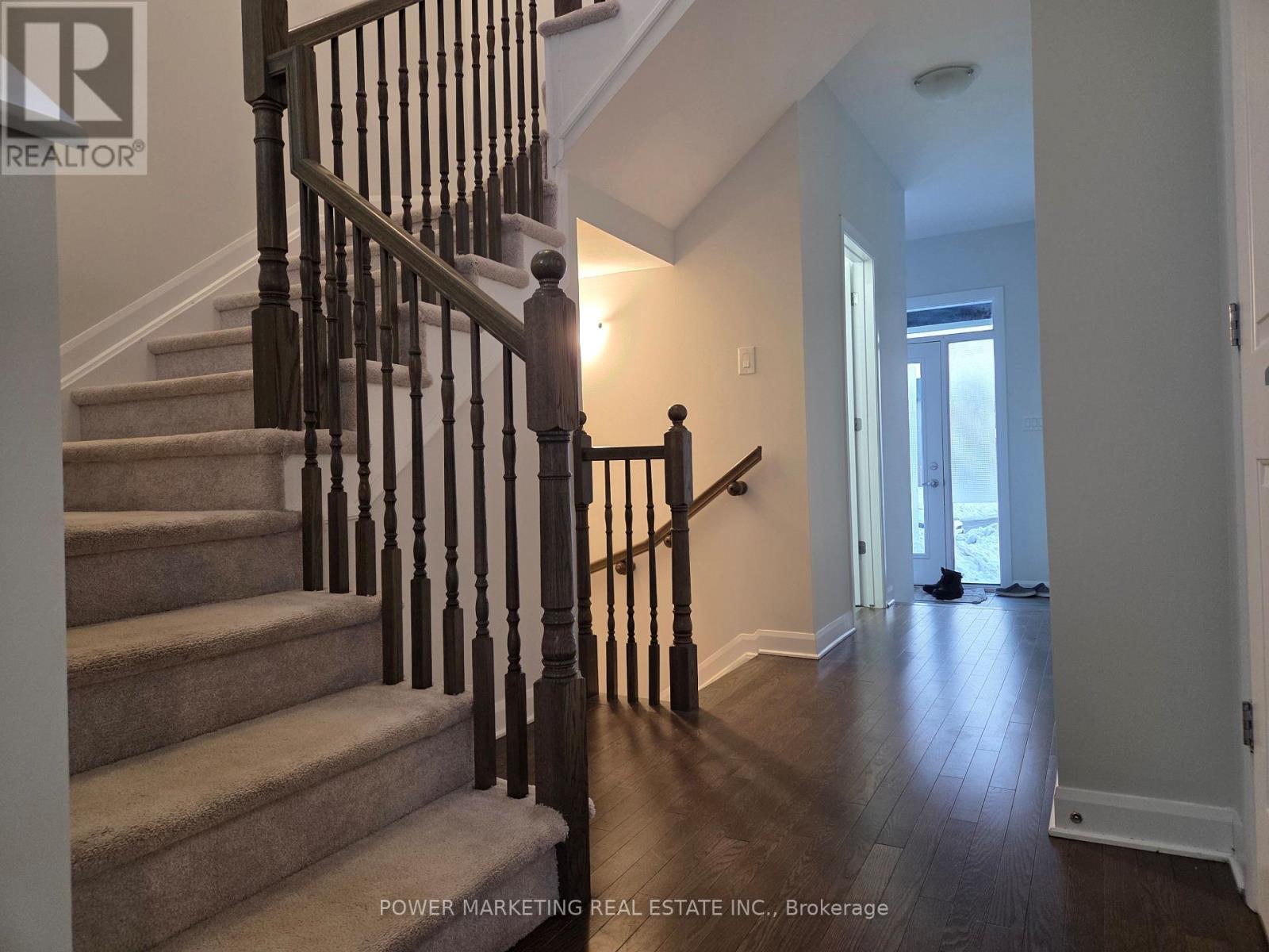 105 Natare Place Property Photo 6