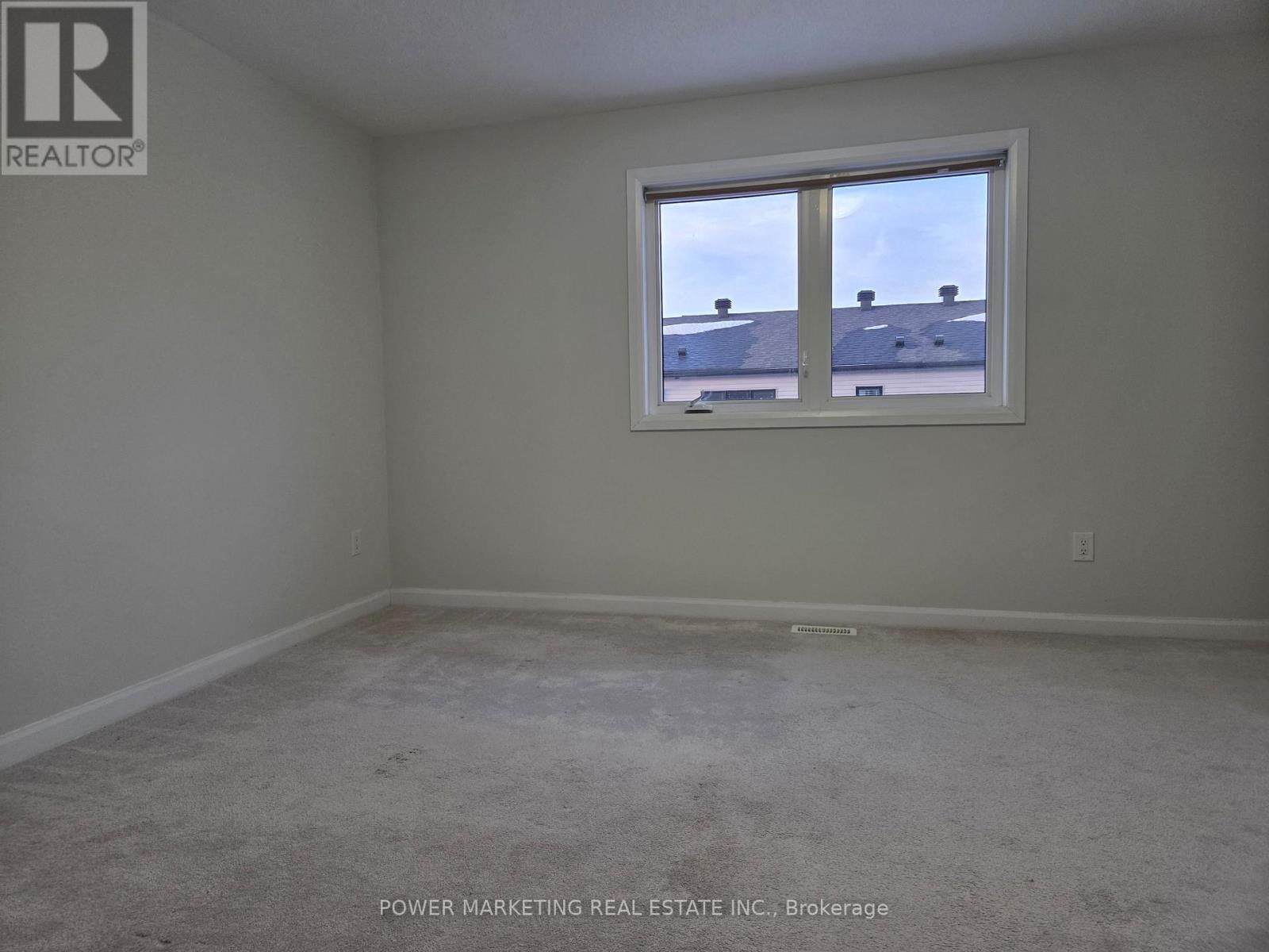 105 Natare Place Property Photo 7