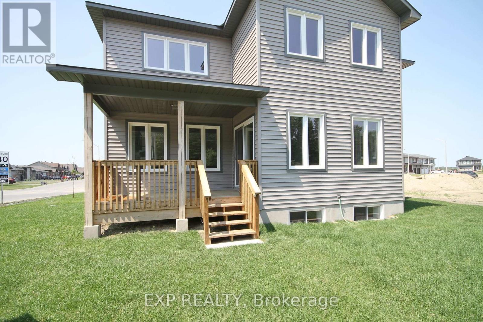 803 Solidex Place Property Photo 31
