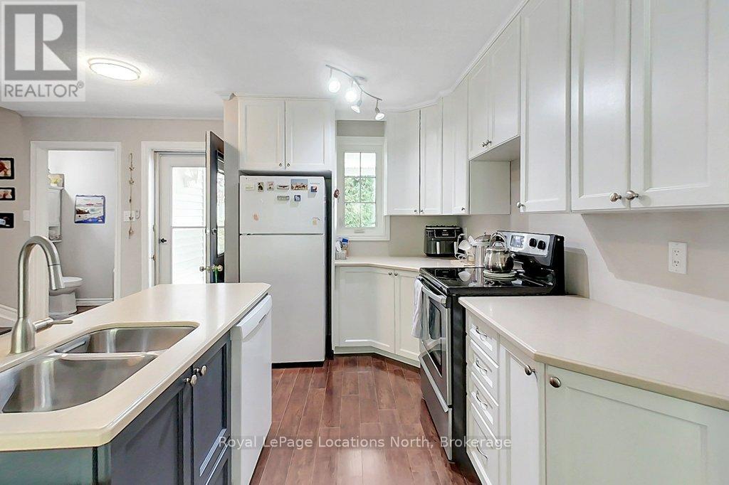 2 - 83 Victoria Street Property Photo 7