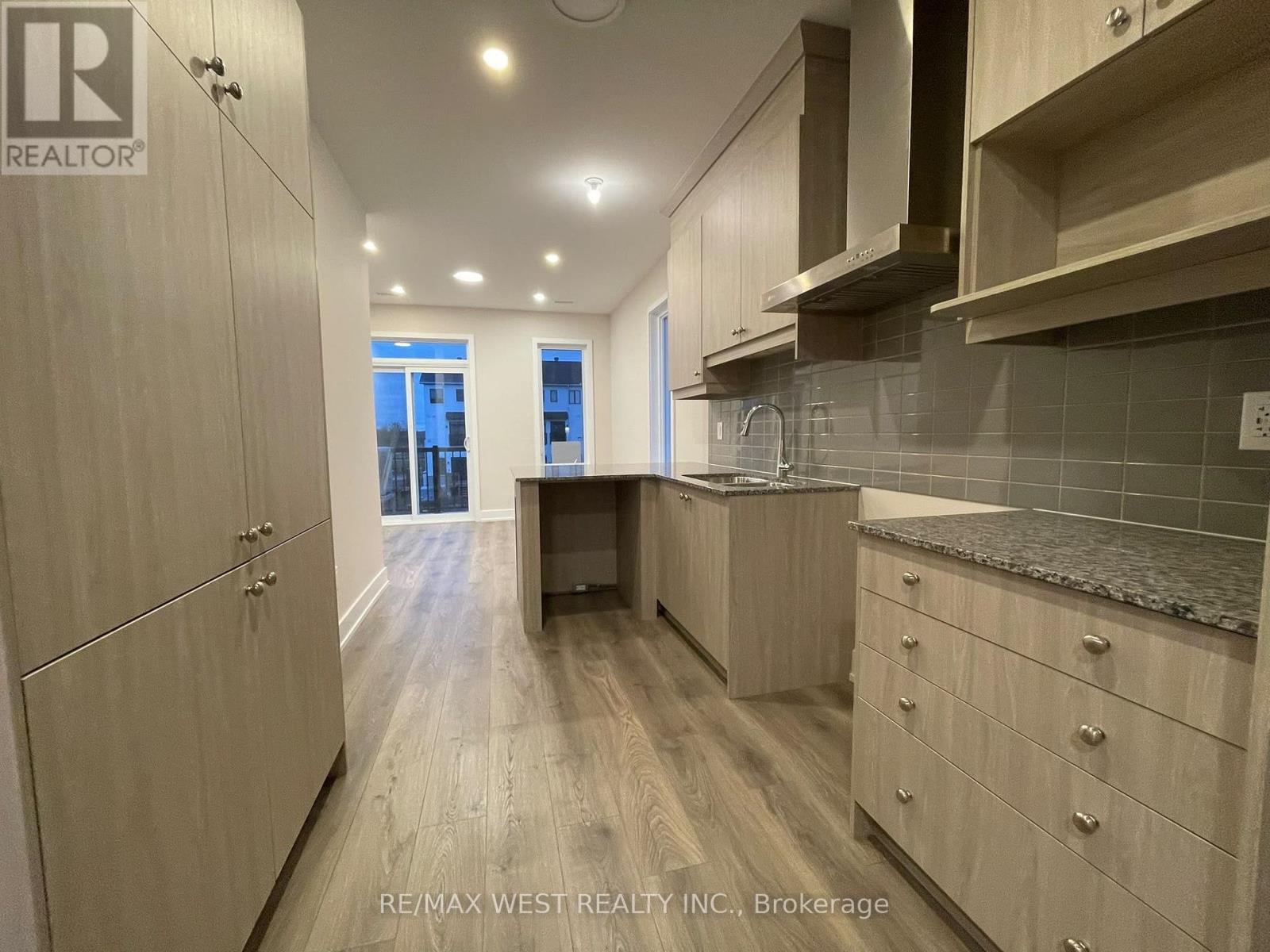 328 Stargrass Private Property Photo 2
