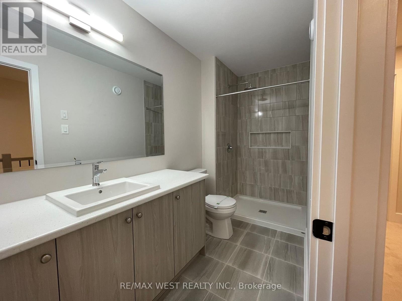 328 Stargrass Private Property Photo 18