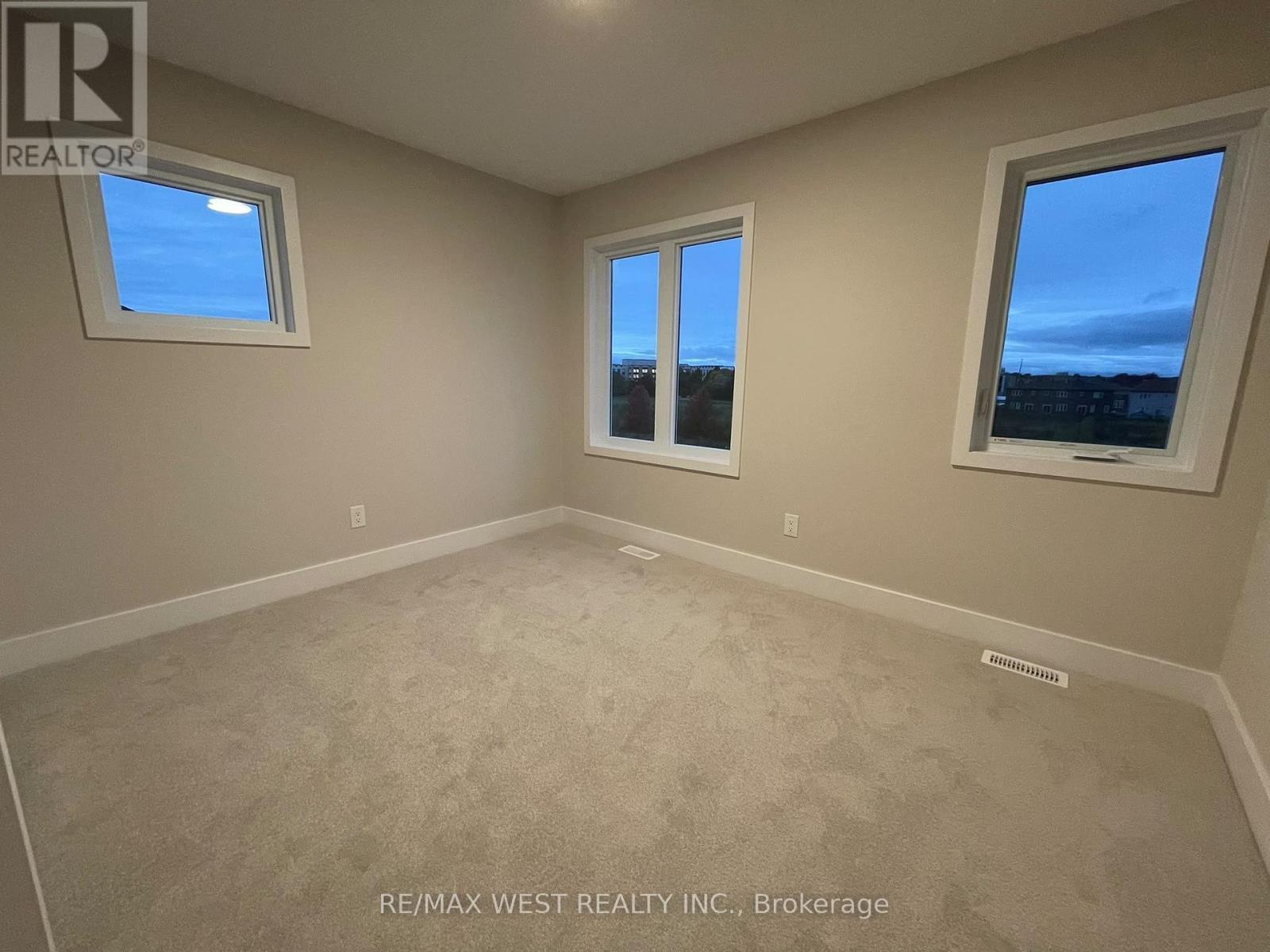 328 Stargrass Private Property Photo 19