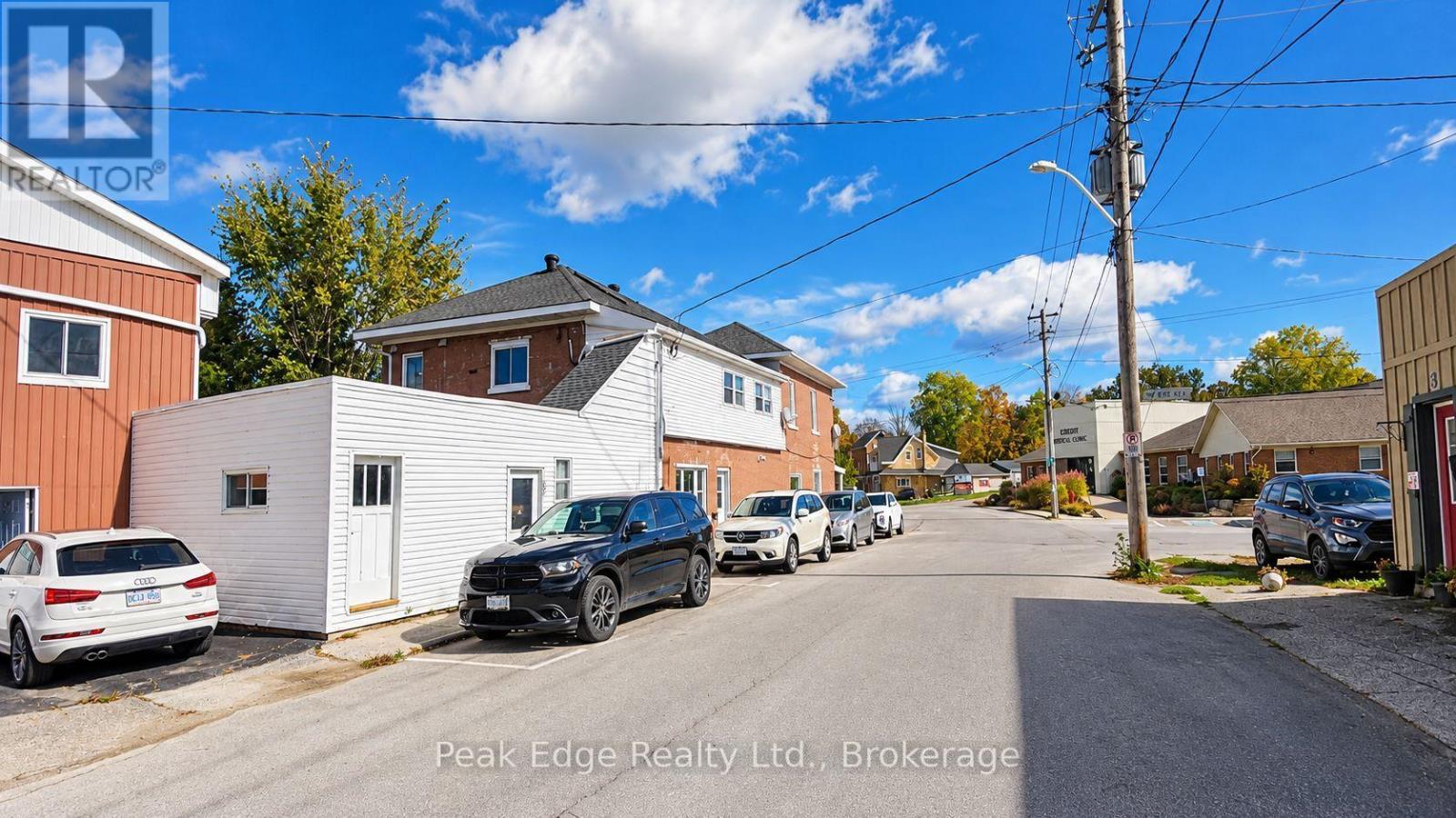 20 & 22 2nd Street Property Photo 18