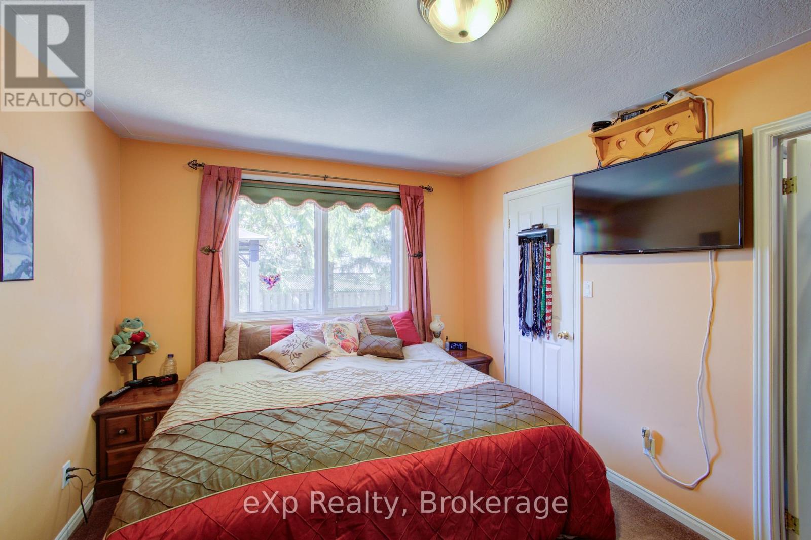 685 Reserve Avenue S Property Photo 15