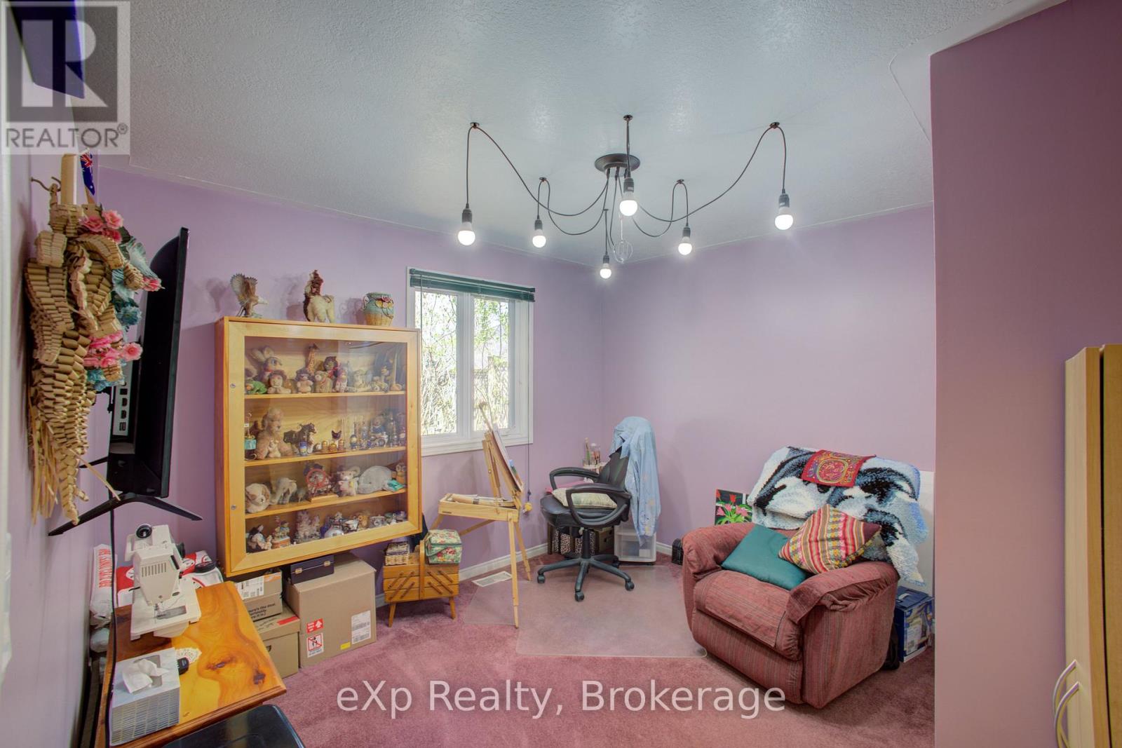 685 Reserve Avenue S Property Photo 18