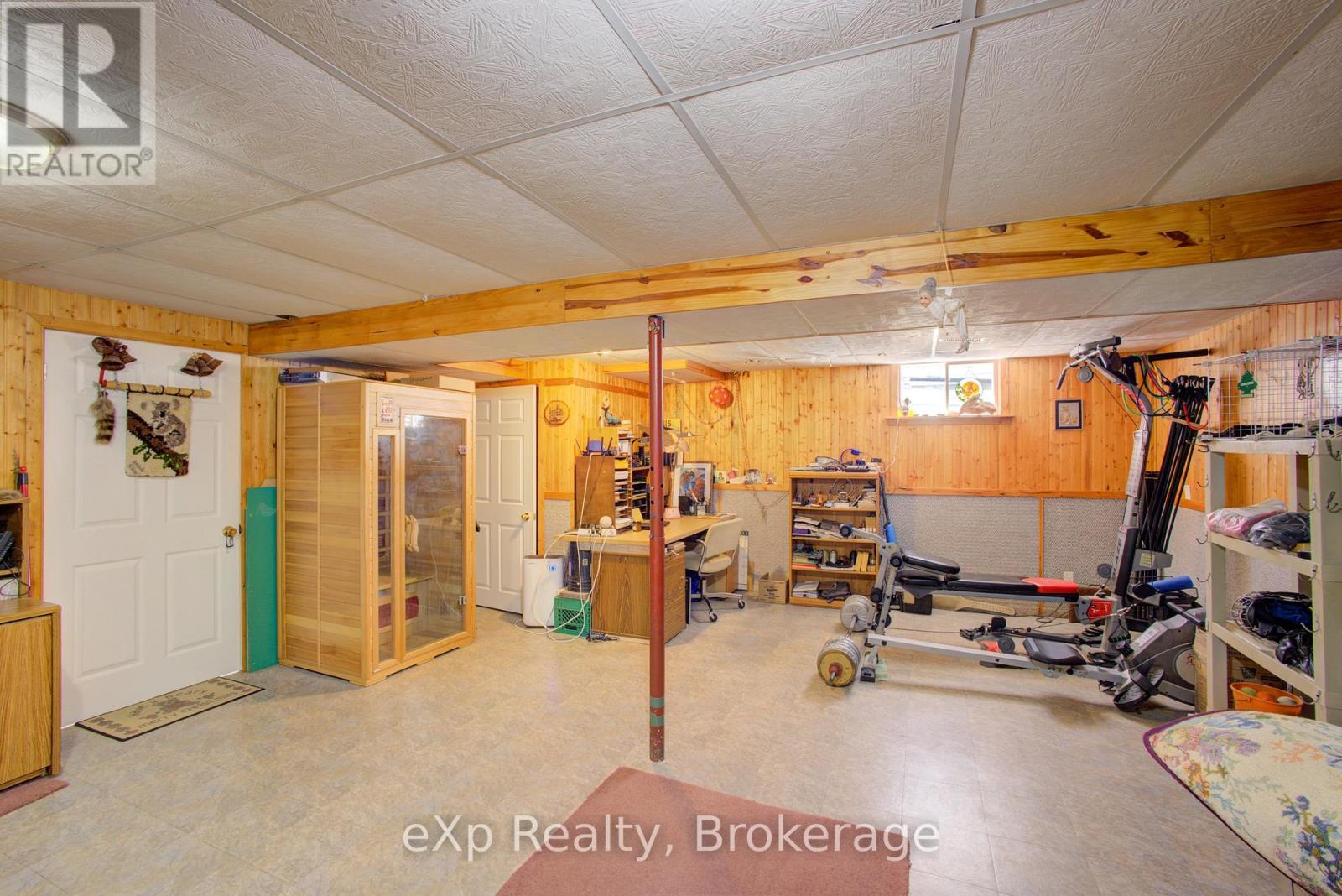 685 Reserve Avenue S Property Photo 20