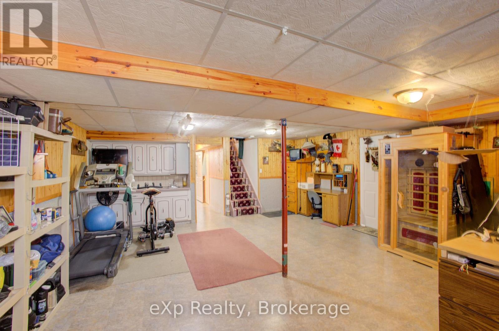 685 Reserve Avenue S Property Photo 21