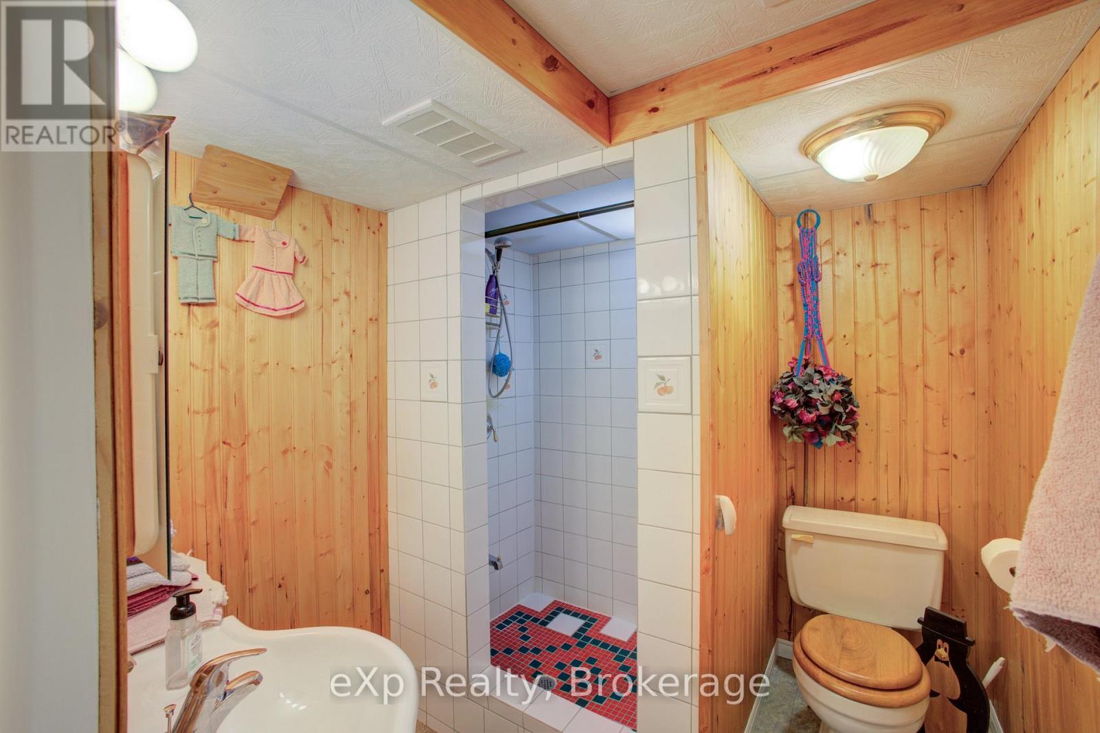 685 Reserve Avenue S Property Photo 22