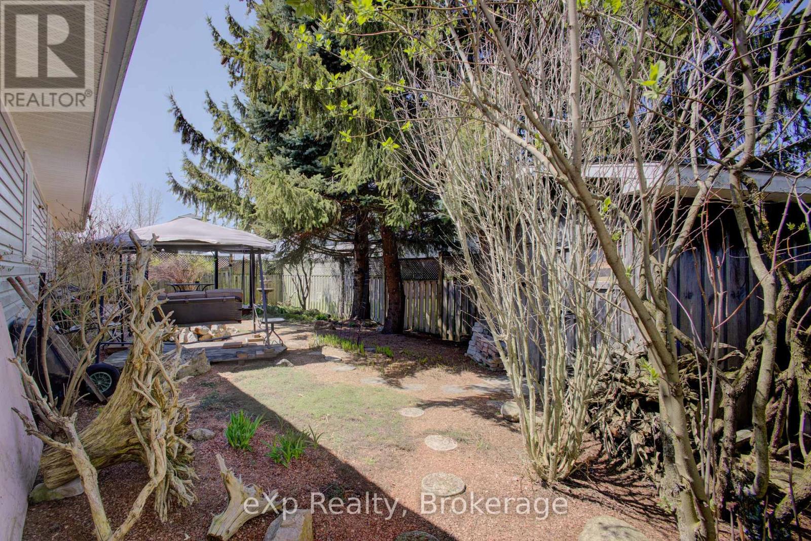 685 Reserve Avenue S Property Photo 24