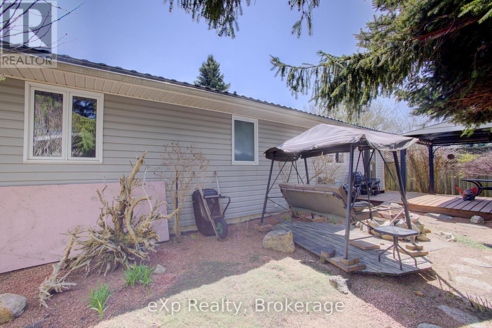 685 Reserve Avenue S Property Photo 26
