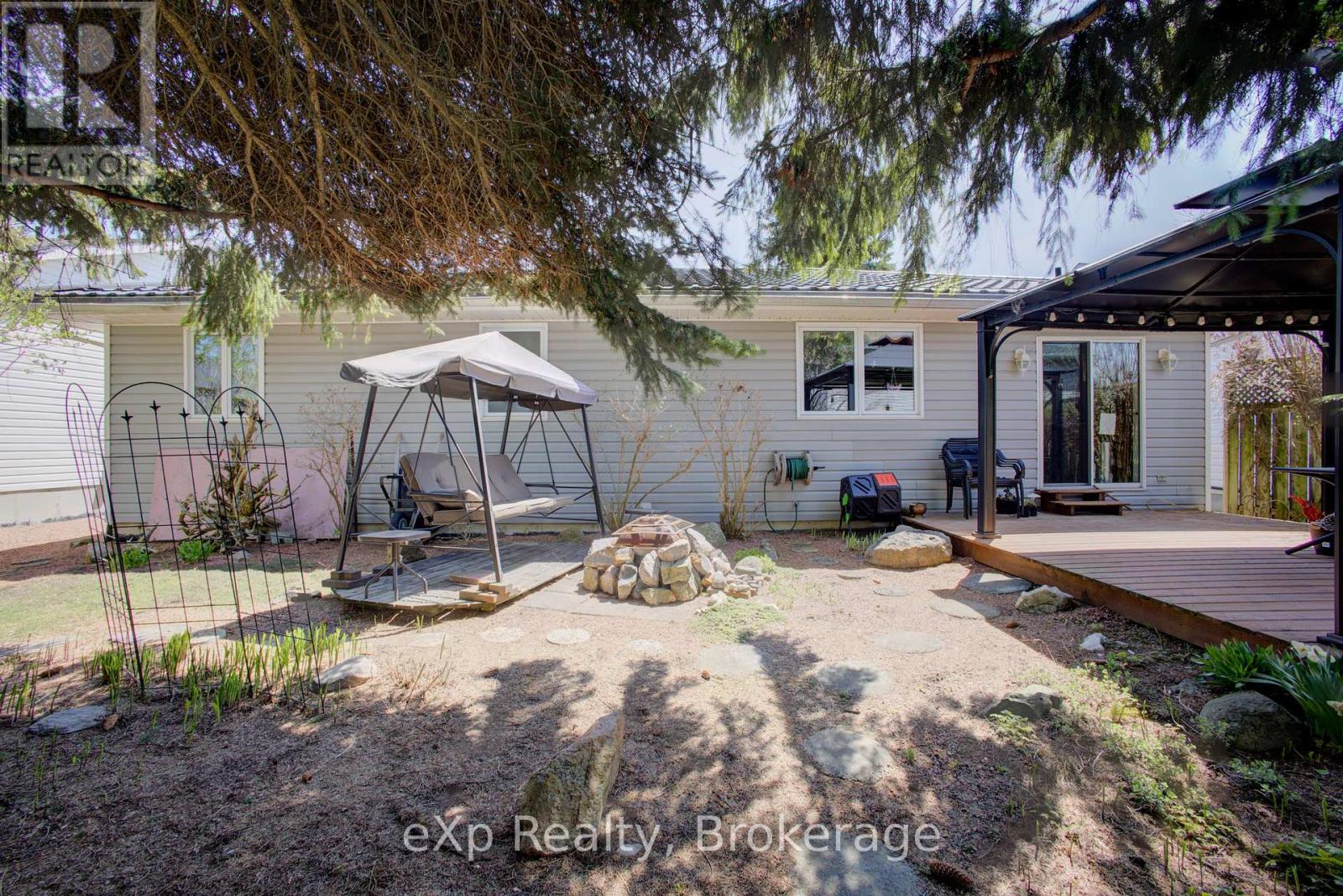 685 Reserve Avenue S Property Photo 27