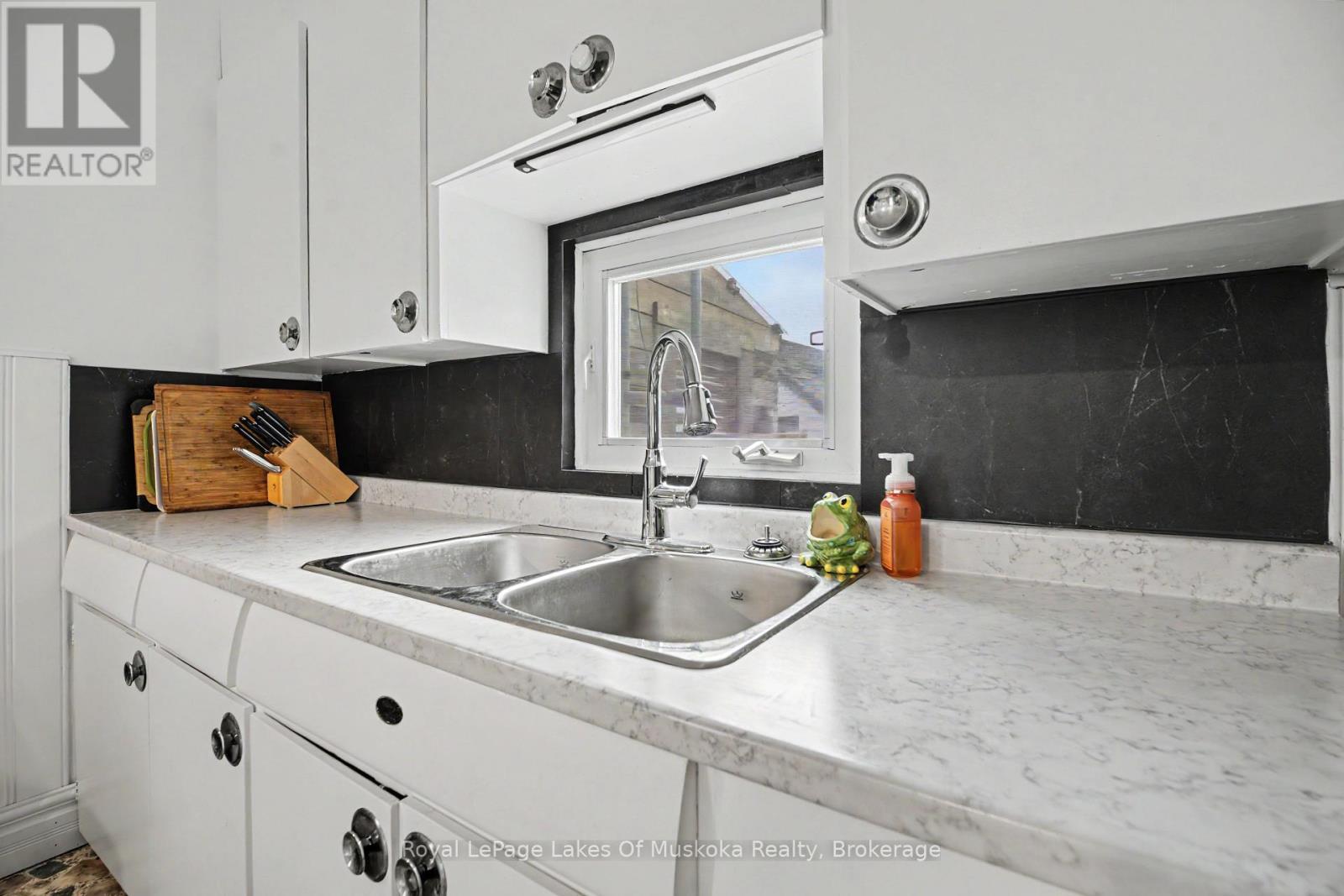 152 Main Street Property Photo 16