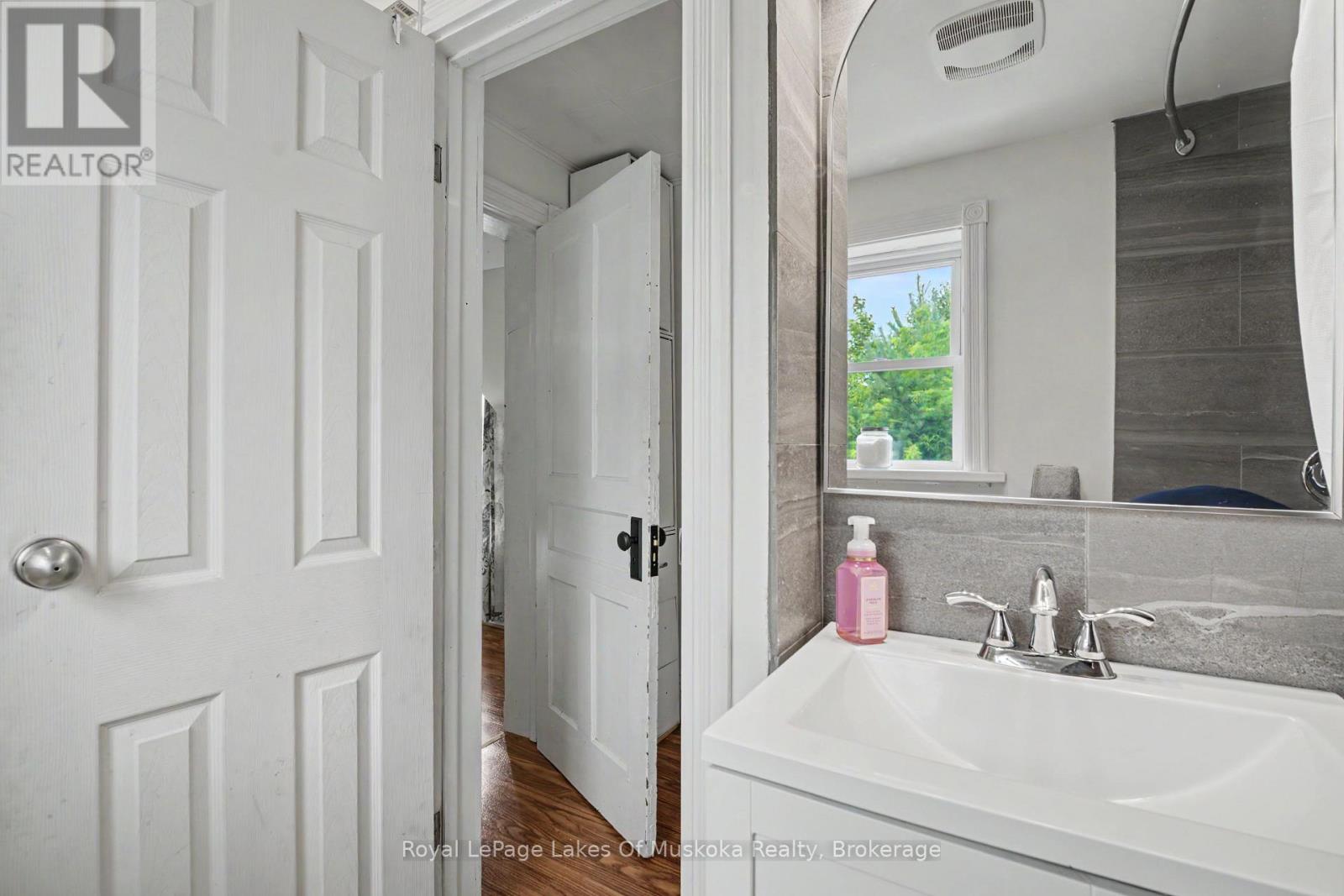 152 Main Street Property Photo 28