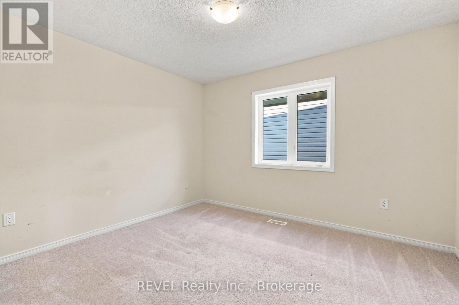 59 Alexandra Drive Property Photo 23