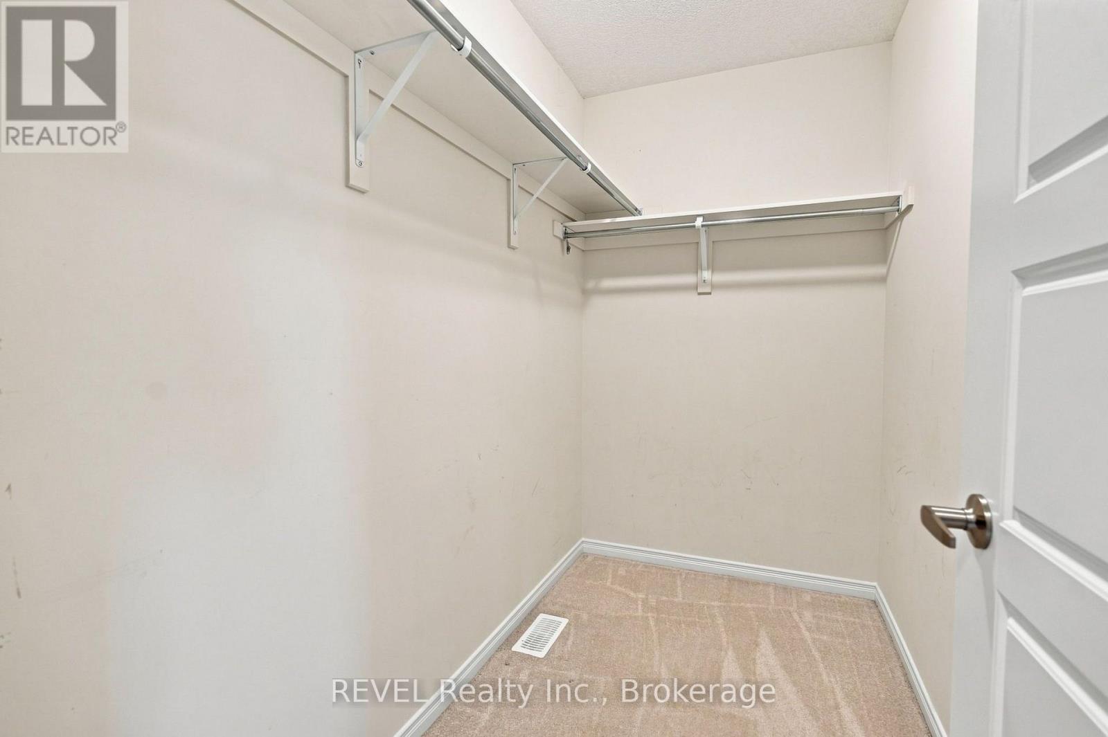 59 Alexandra Drive Property Photo 30