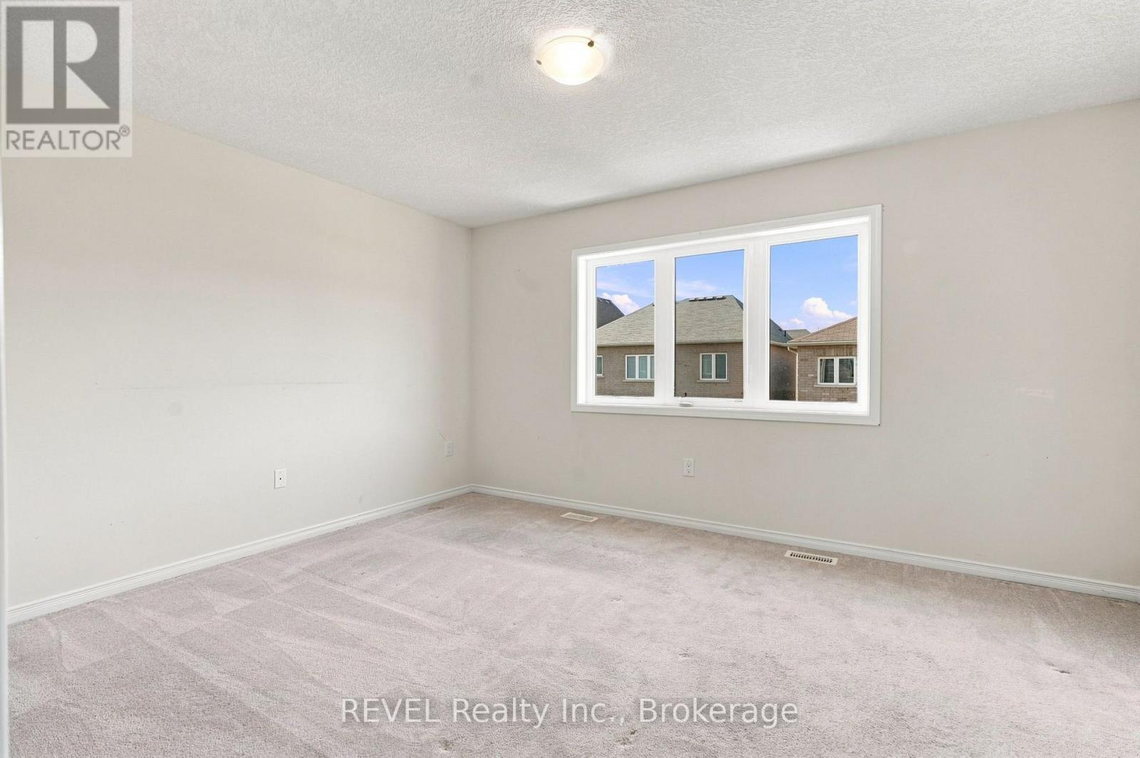 59 Alexandra Drive Property Photo 31