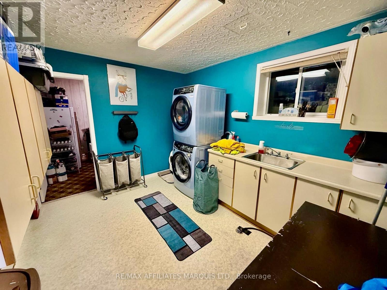 112 Twelfth Street E Property Photo 6