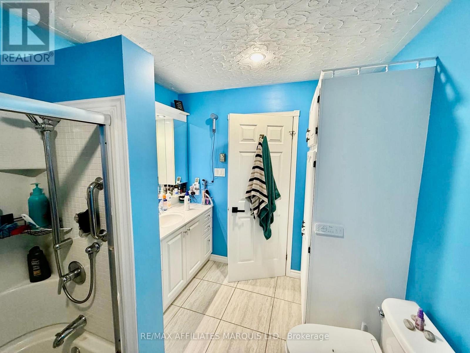 112 Twelfth Street E Property Photo 8