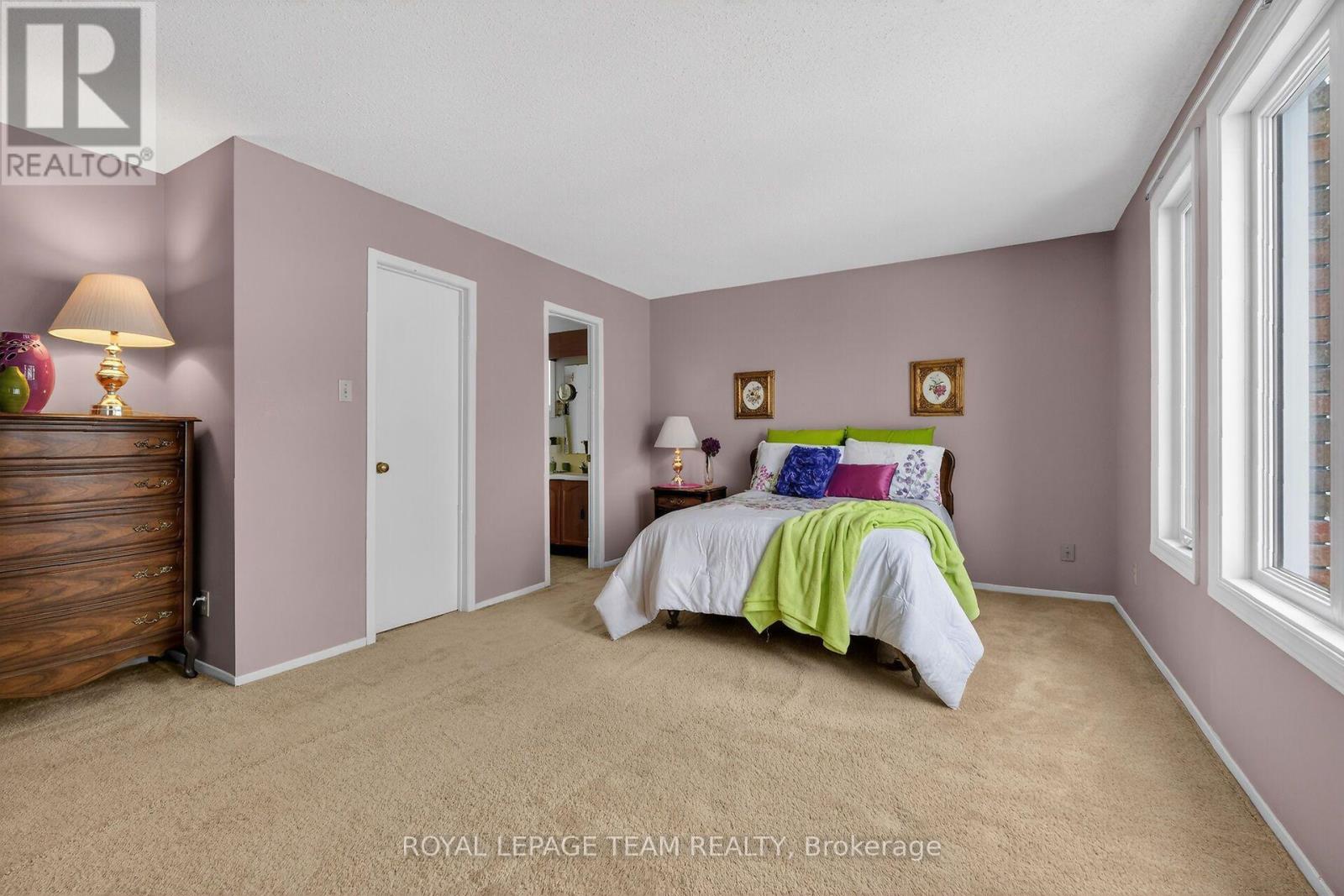 97 Huntsman Crescent Property Photo 16