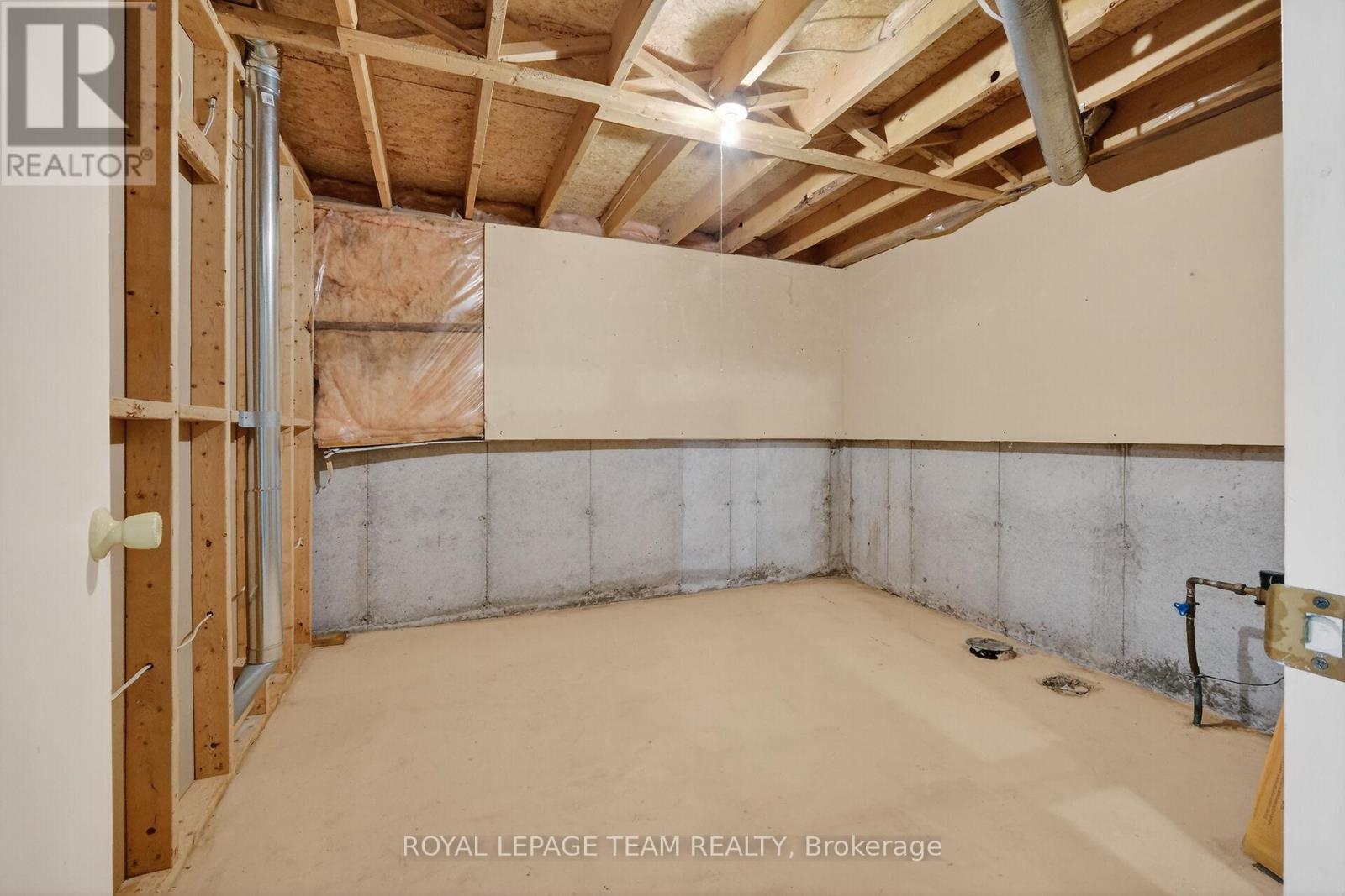 97 Huntsman Crescent Property Photo 23
