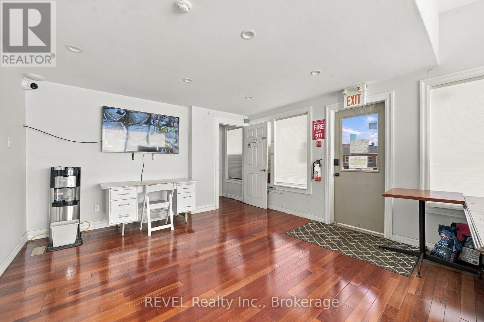 215 Garrison Road Property Photo 11