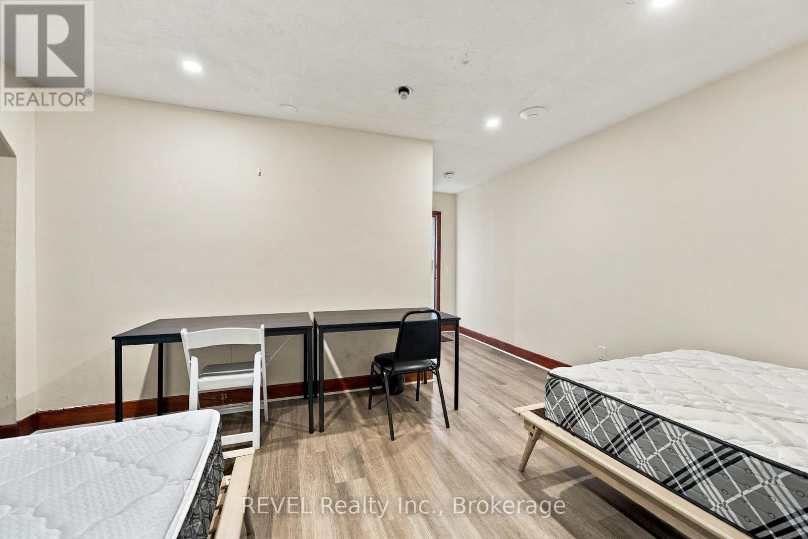 215 Garrison Road Property Photo 18