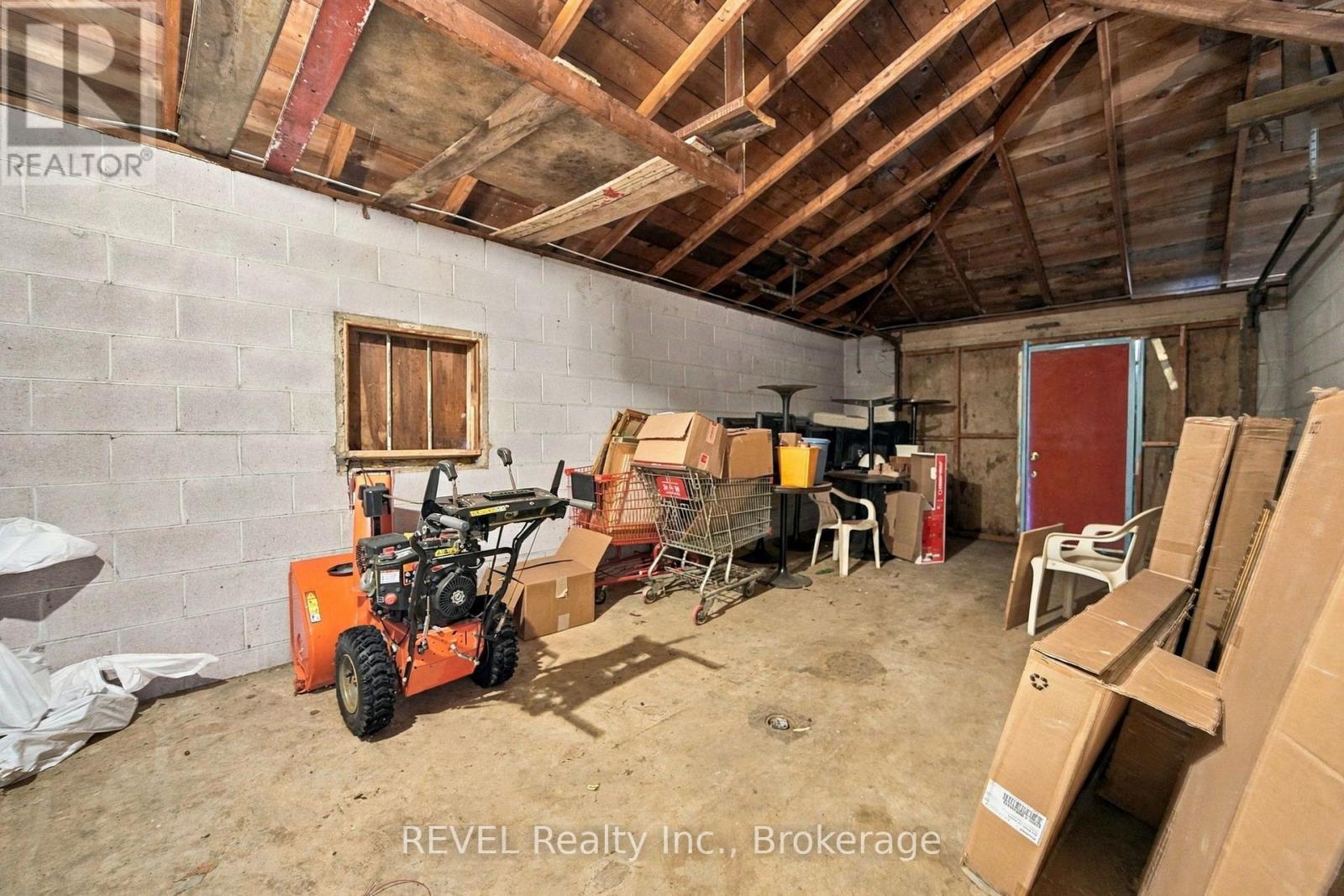 215 Garrison Road Property Photo 28