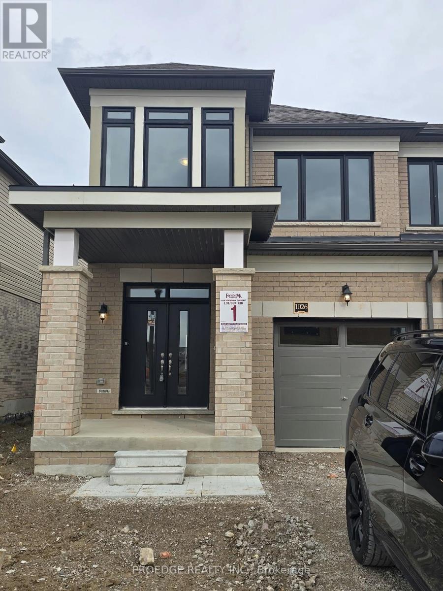 138 PERIWINKLE CRESCENT Property Photo 1