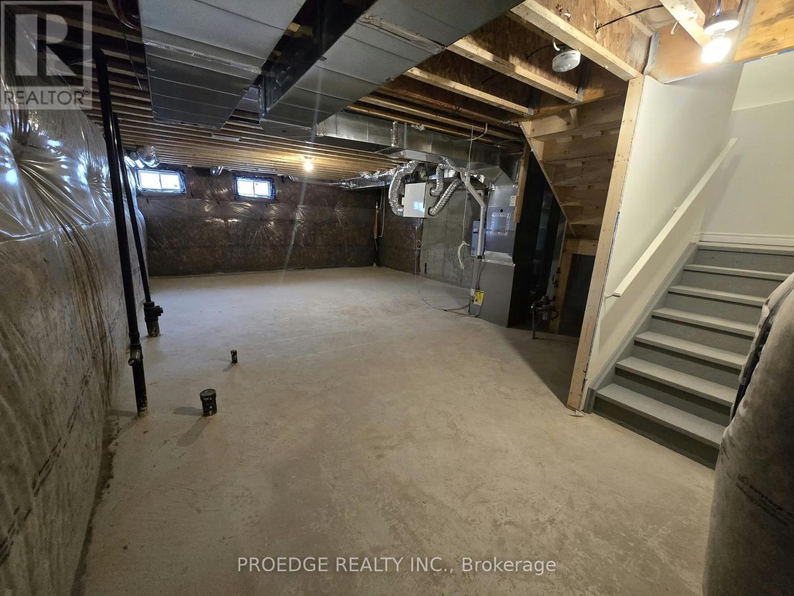 138 Periwinkle Crescent Property Photo 17