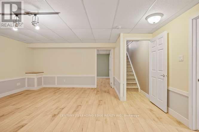 28 - 1574 Richmond Street Property Photo 29