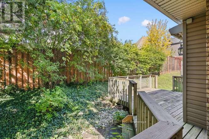 28 - 1574 Richmond Street Property Photo 47