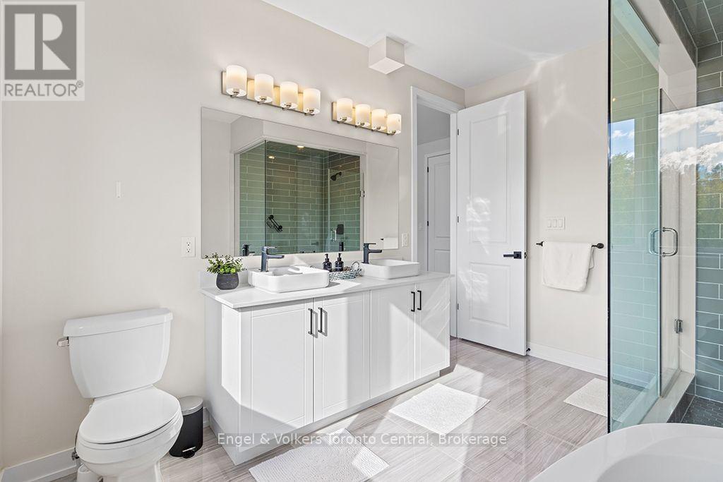 125 Stoneleigh Drive Property Photo 25