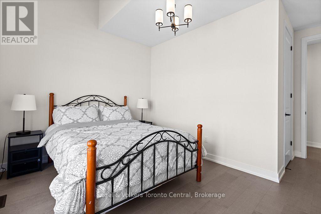 125 Stoneleigh Drive Property Photo 27
