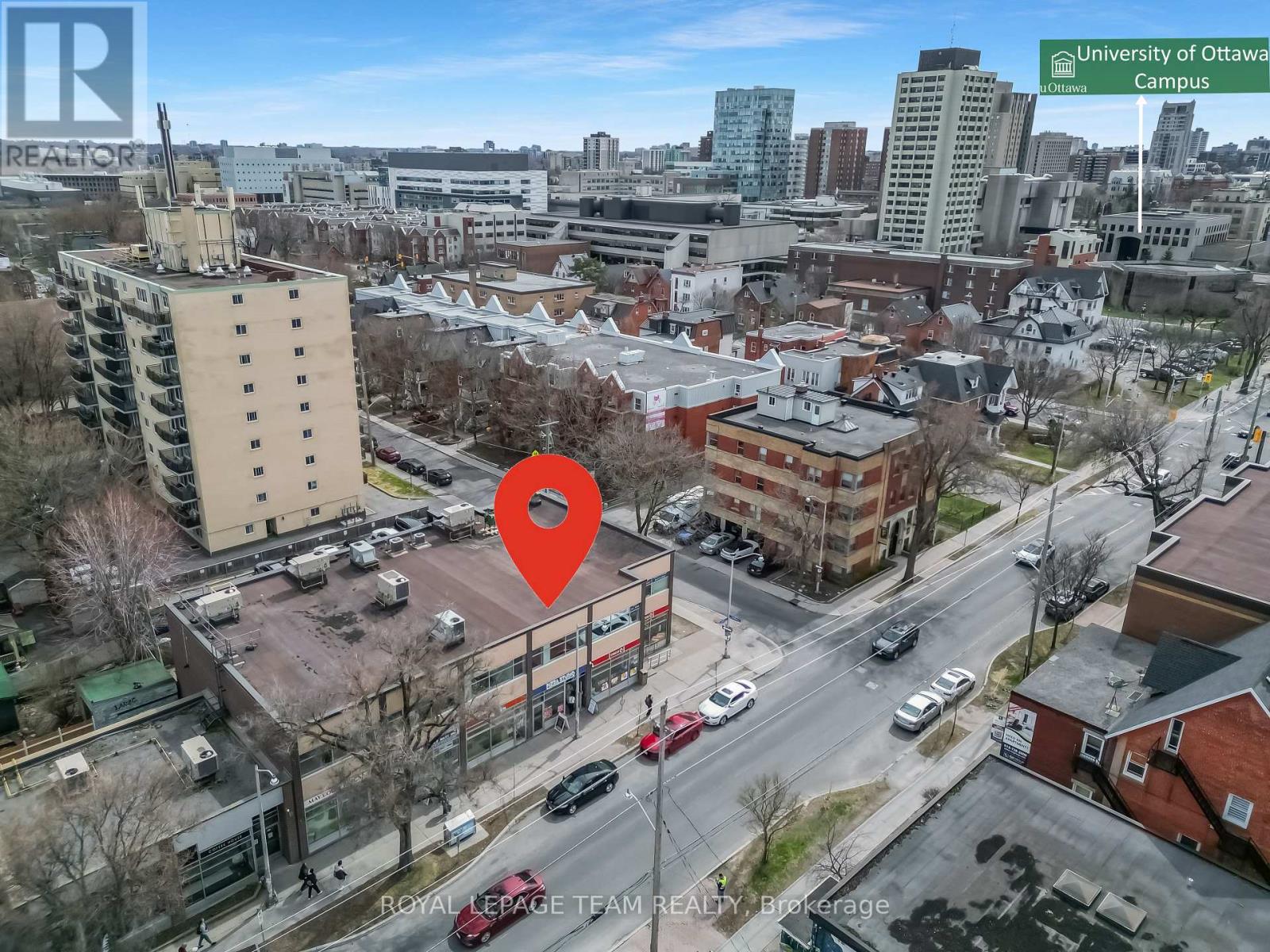 218 Laurier Avenue E Property Photo 16