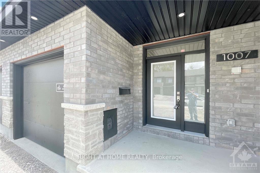 1007 Eider Street Property Photo 2