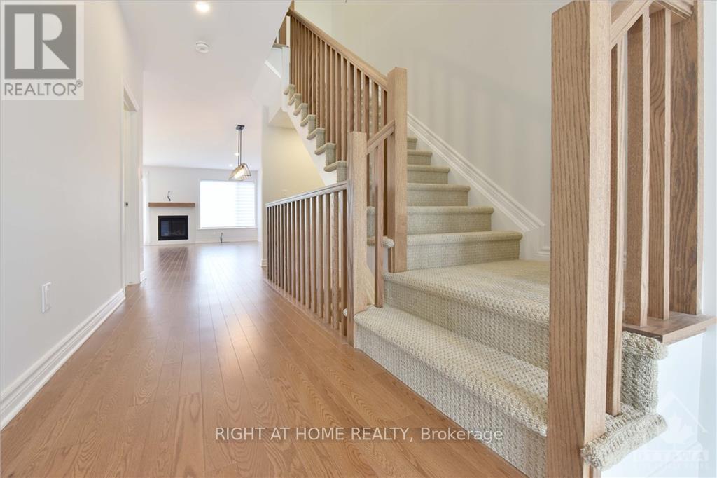 1007 Eider Street Property Photo 4